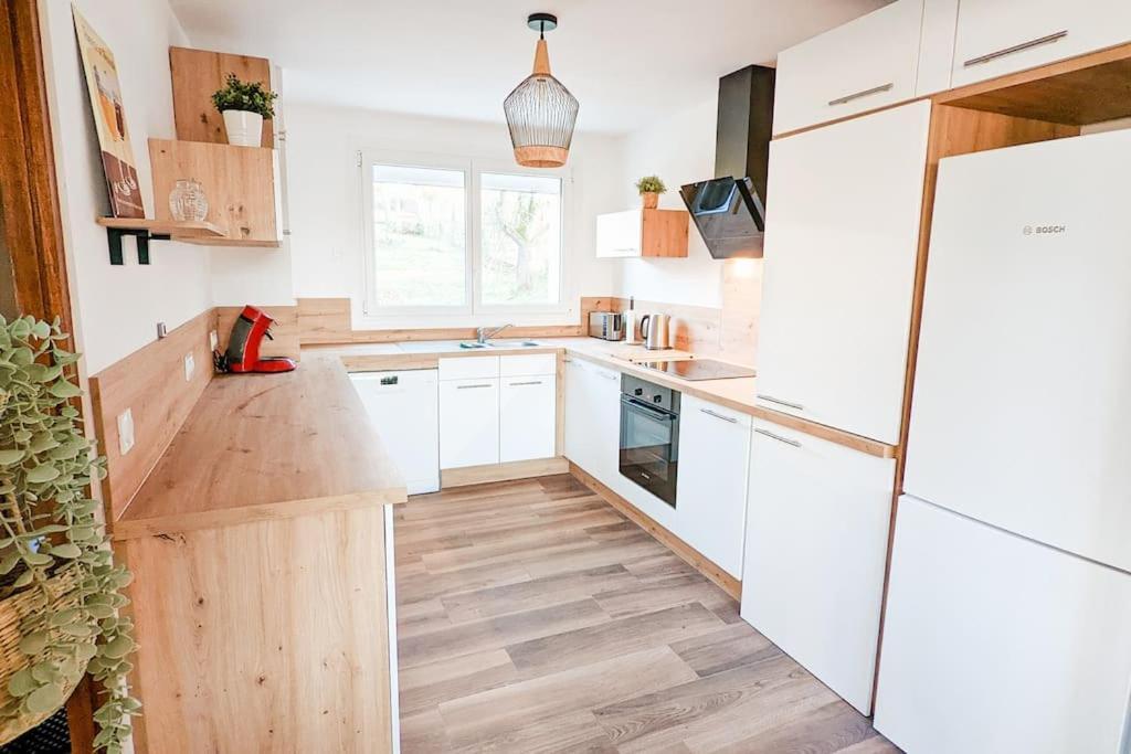 Maison Lombardi - Gite 6 Personnes 4 Etoiles Dun-sur-Meuse Exterior photo